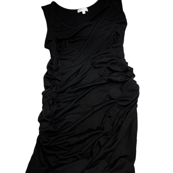 Maternity Bundle Size L - 2 tops & Black Dress - Picture 2 of 4